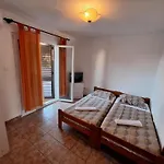 Sesto Apartamento *