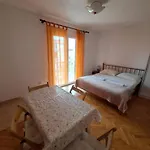 Sesto Apartamento *