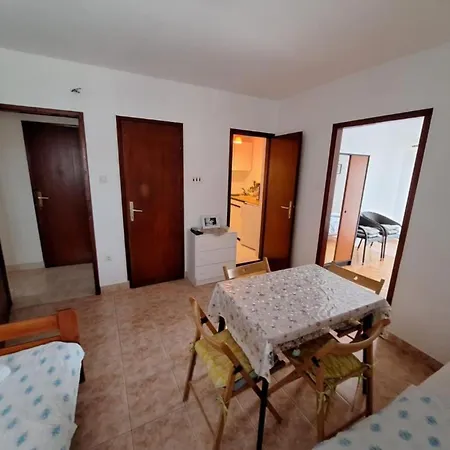 Sesto Apartmán Biograd Na Moru