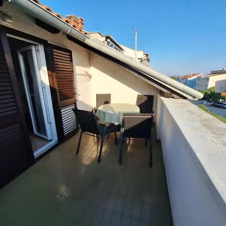 Sesto * Biograd Na Moru
